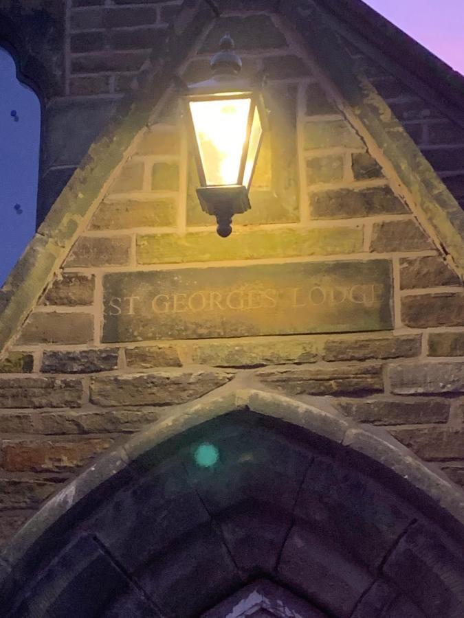 St George'S Lodge Галифакс Экстерьер фото